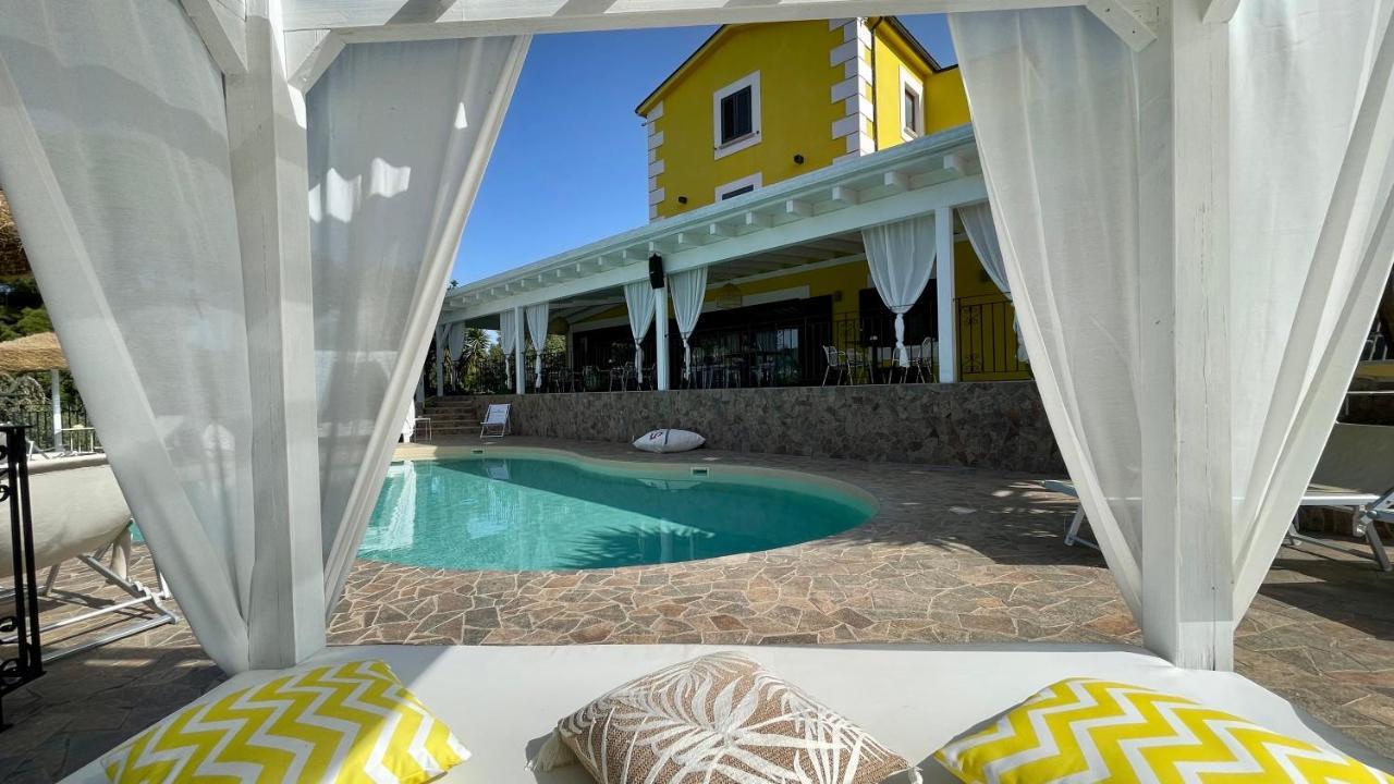 Borgo Del Nespolo Bed and Breakfast Peschici Eksteriør billede