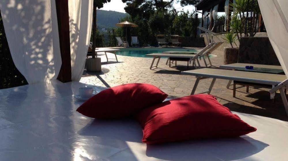 Borgo Del Nespolo Bed and Breakfast Peschici Eksteriør billede